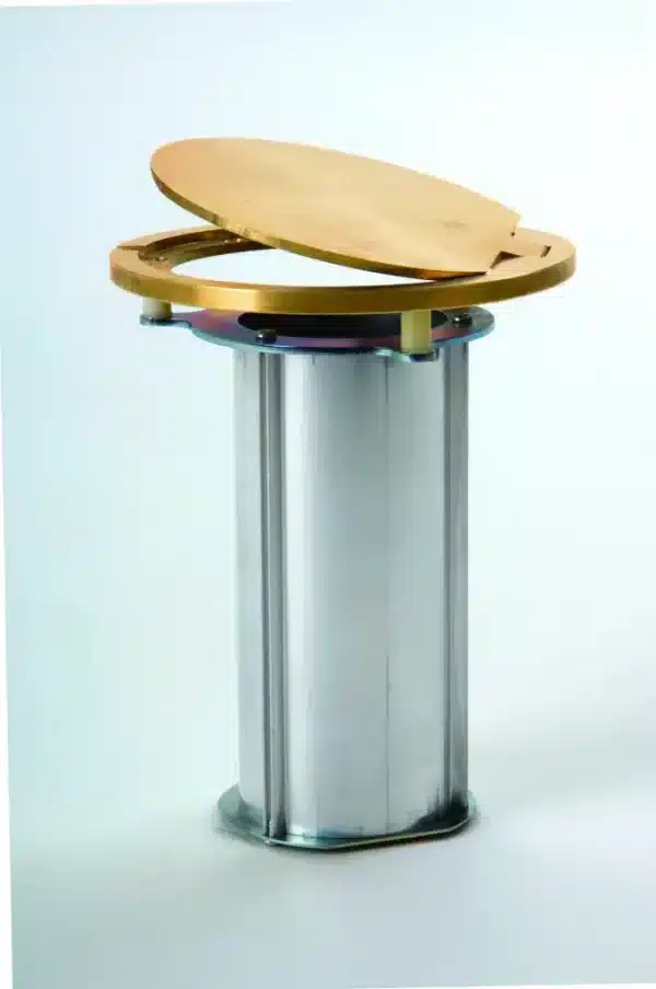 DGS Sports - Bison Floating Floor Socket with Hinged Brass Floor Plate